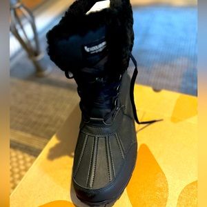 Black waterproof Uggs